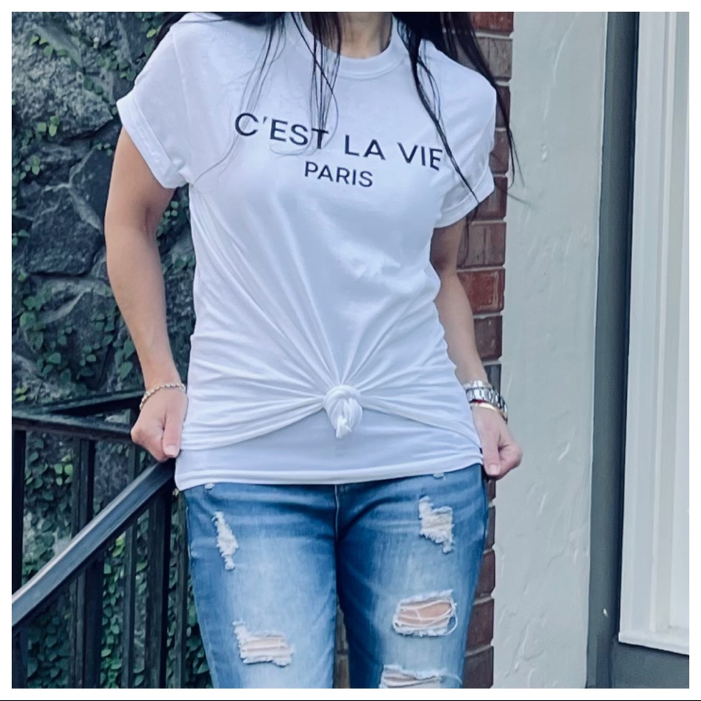 C’est la Vie Graphic Tee - Picture 8 of 10